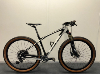 Olympia Iron zwart/wit Medium 2018